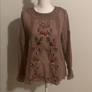 Umgee Shirt- size M NWOT